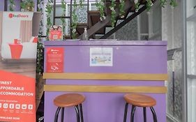 Reddoorz @ Gatot Subroto Street Bandung 3